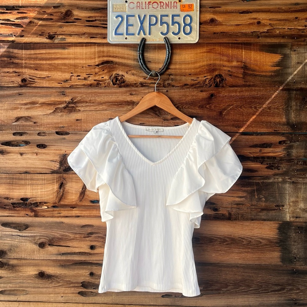 HAUTE MONDE | Elegant White Ruffle Sleeve Top L